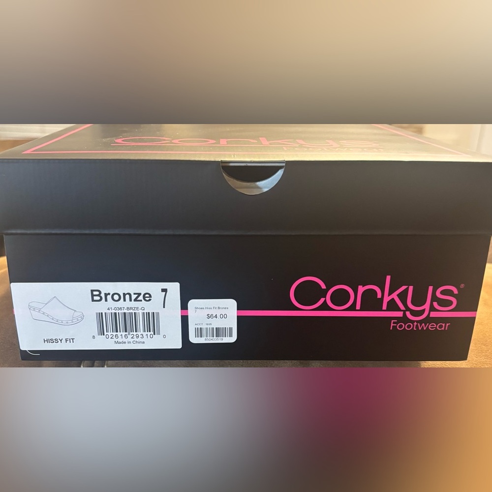 Corkys Bronze Hissy Wedges - Picture 7 of 7